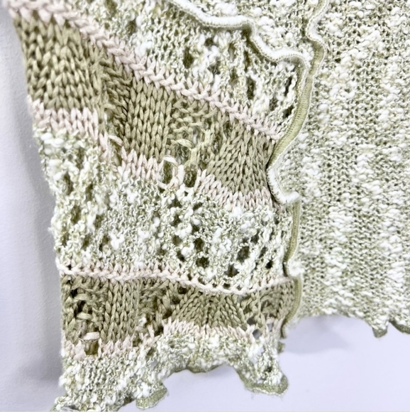 Sage green beaded lace short sleeve knit sweater L - Picture 5 of 13